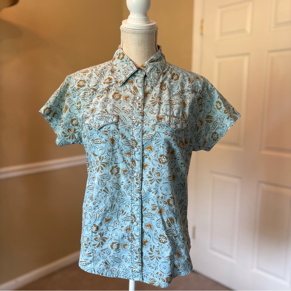 Wrangler Twenty X | 100% Cotton Ladies’ Pearl Snap Western Shirt